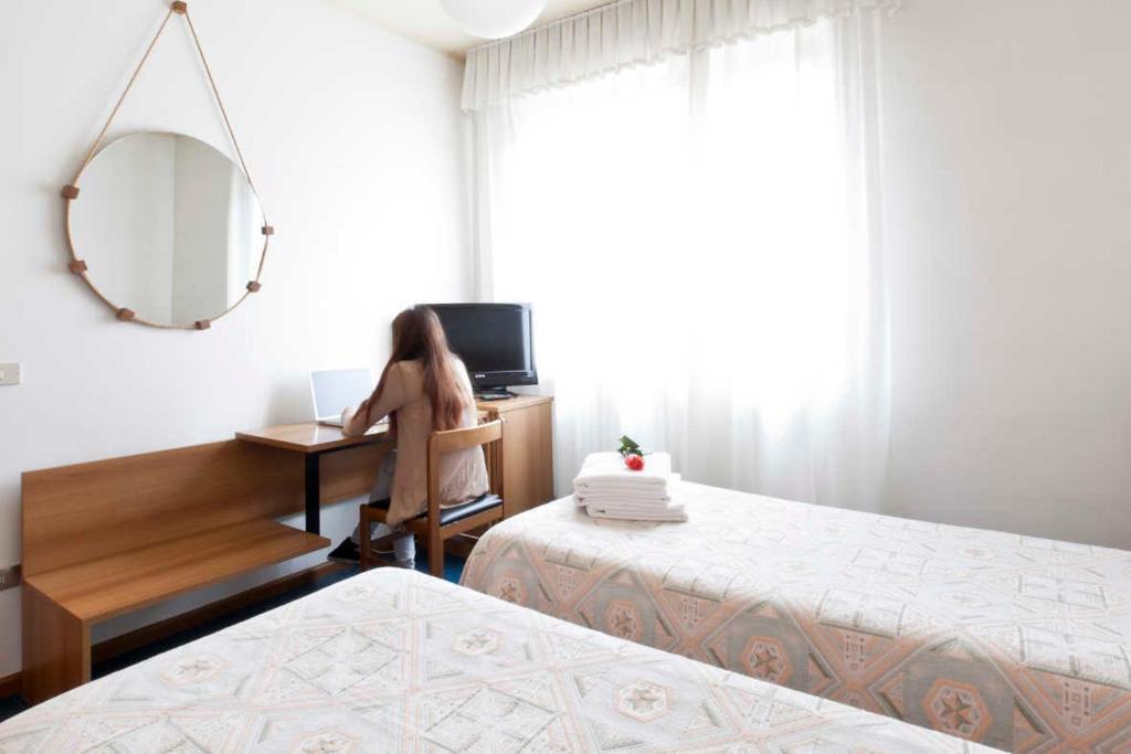 Hotel Dante Ponte nell'Alpi Ngoại thất bức ảnh