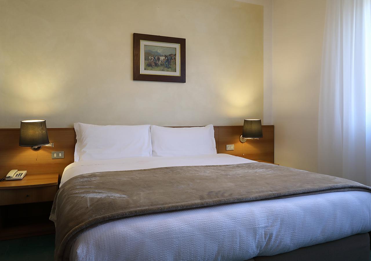 Hotel Dante Ponte nell'Alpi Ngoại thất bức ảnh